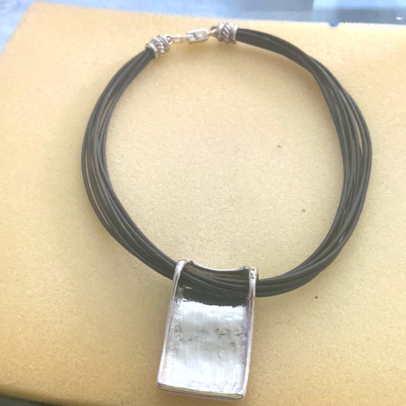 Corded necklace with silver tone piece - Picture 6 of 8